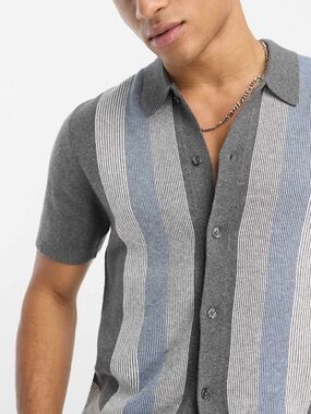 Abercrombie & Fitch XL men’s Grey Short-Sleeve Stripe Knit Shirt